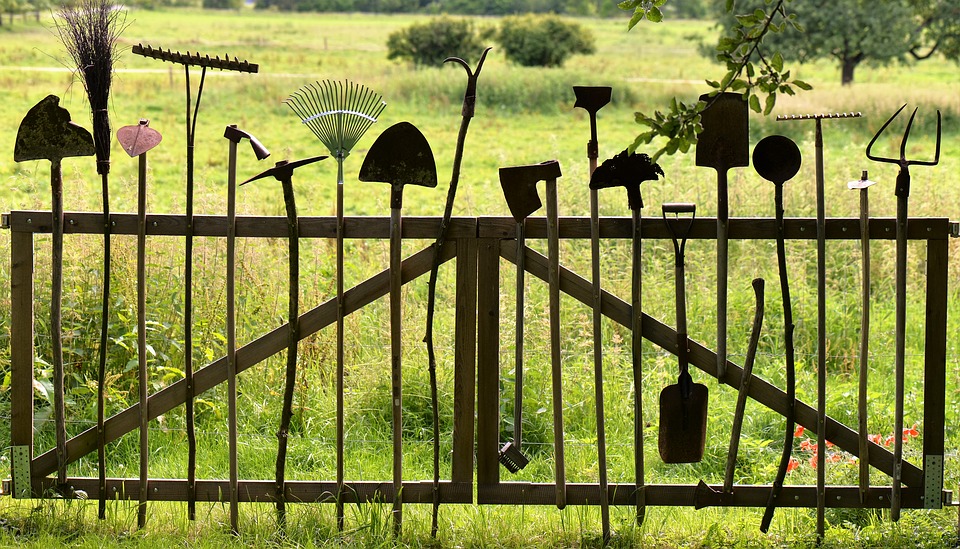 Gardening Tools for Outdoor DIY Project