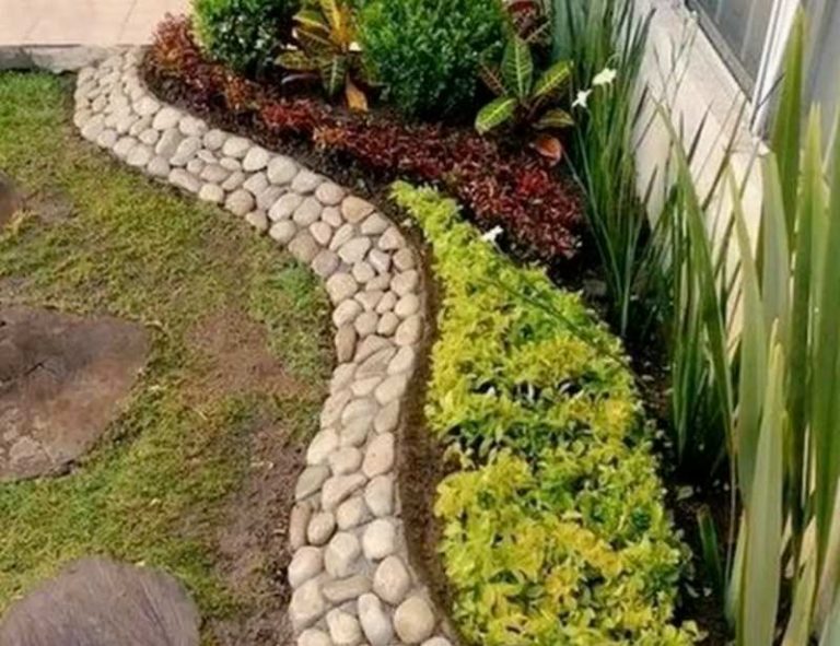 How to Landscape With River Rock - Lawnstarter