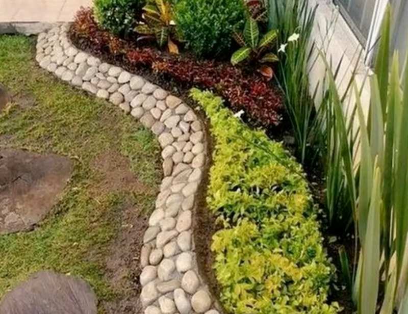 How to Landscape With River Rock - Lawnstarter