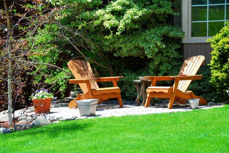 9 Landscaping Ideas for a Small Front Yard